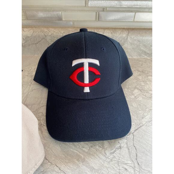 Lot of 3 Minnesota Twins Stadium Giveaway Baseball Hats - Picture 5 of 9